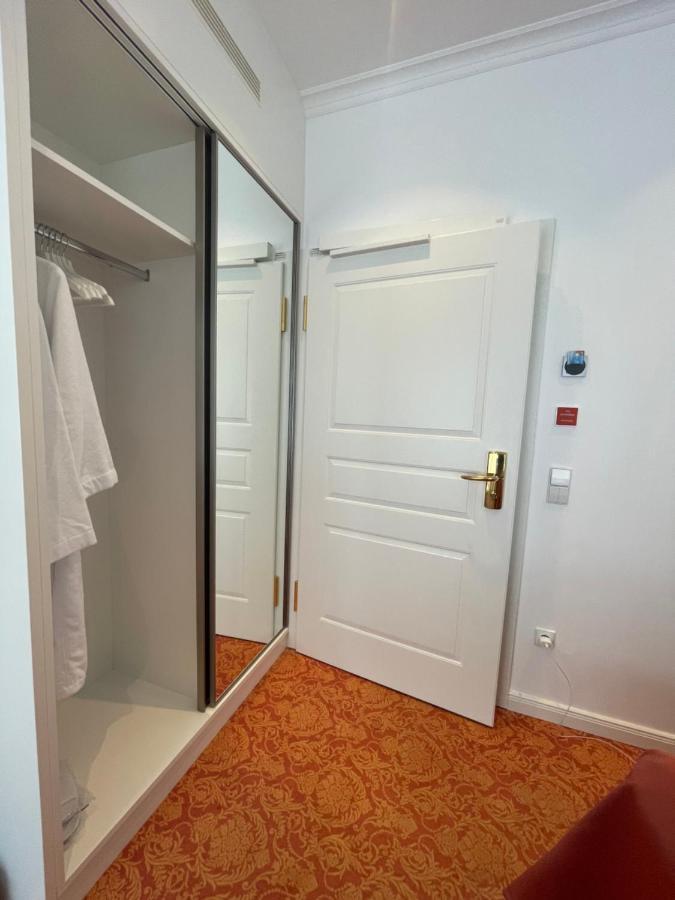 Art Hotel House One Baden-Bade Exterior foto